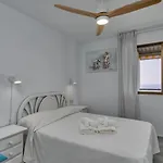 El Rompeolas Appartement *